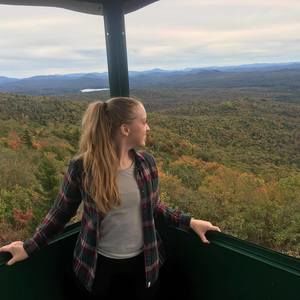 Meet your Posher, Lisa